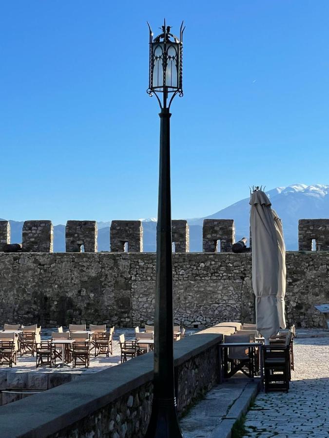 Nafpaktos Beach Luxury Suites Ngoại thất bức ảnh