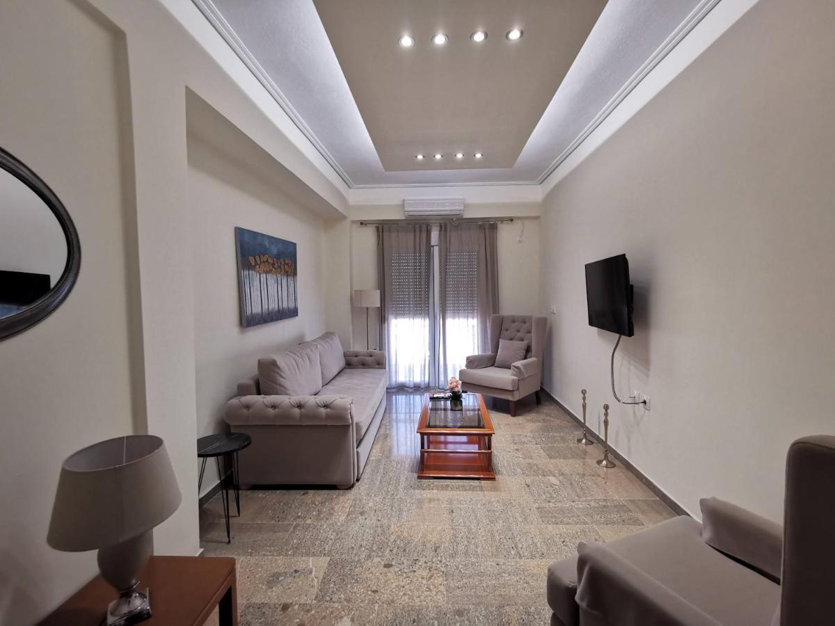 Nafpaktos Beach Luxury Suites Ngoại thất bức ảnh